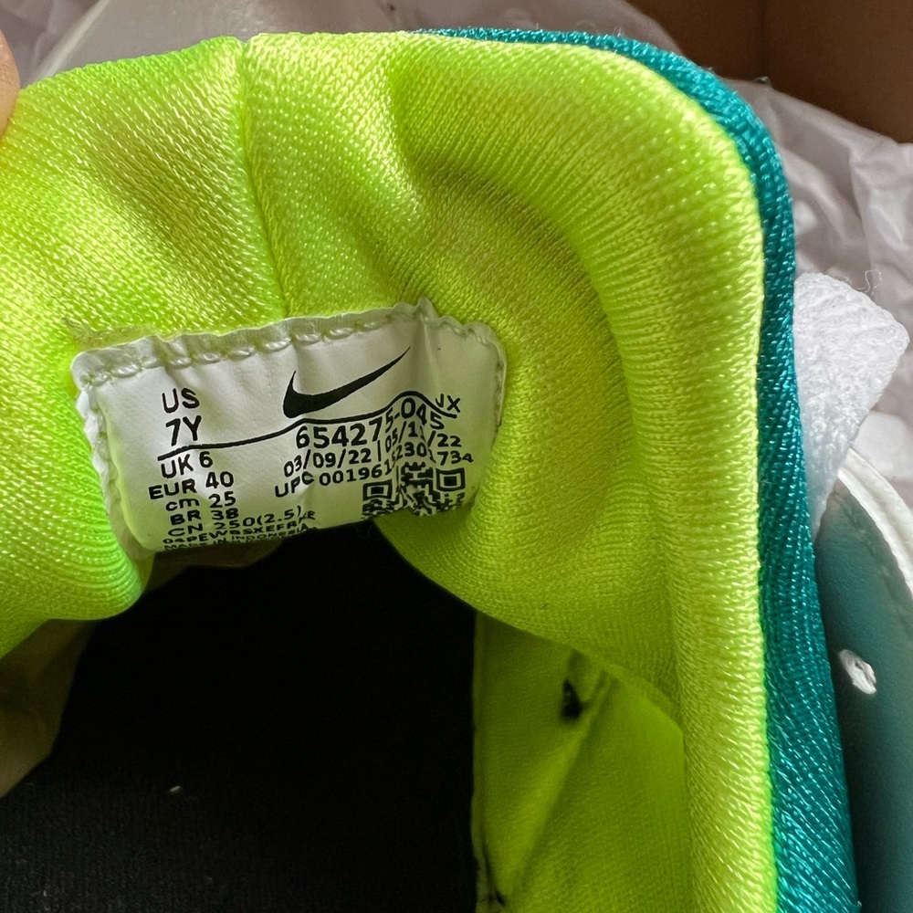 NIKE HUARACHE RUN (GS) Nike Air
Phantom/Volt/Bright Spruce Size Y7 - Picture 6 of 10